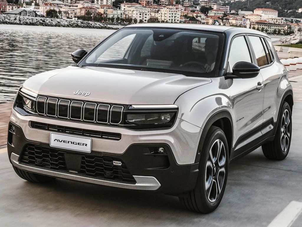 Jeep Avenger Híbrido 2025