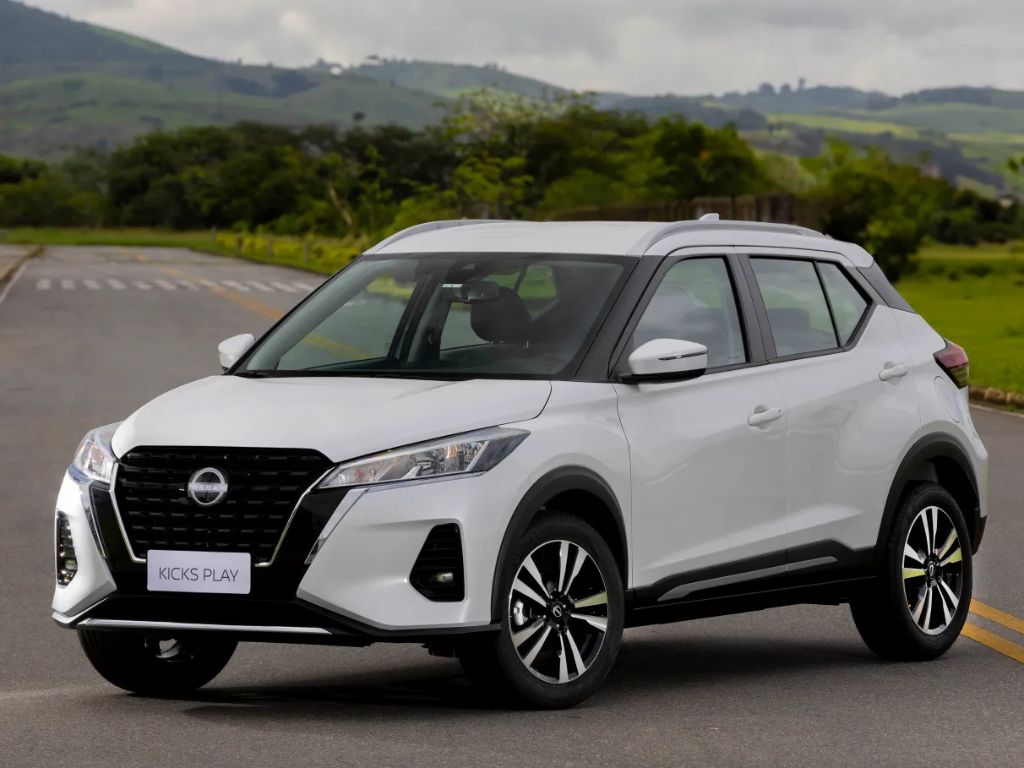 Nissan Kicks Play Active Plus