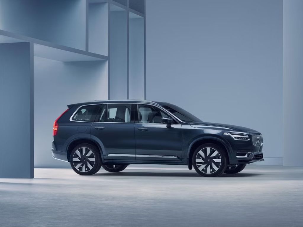 Volvo XC90 2025