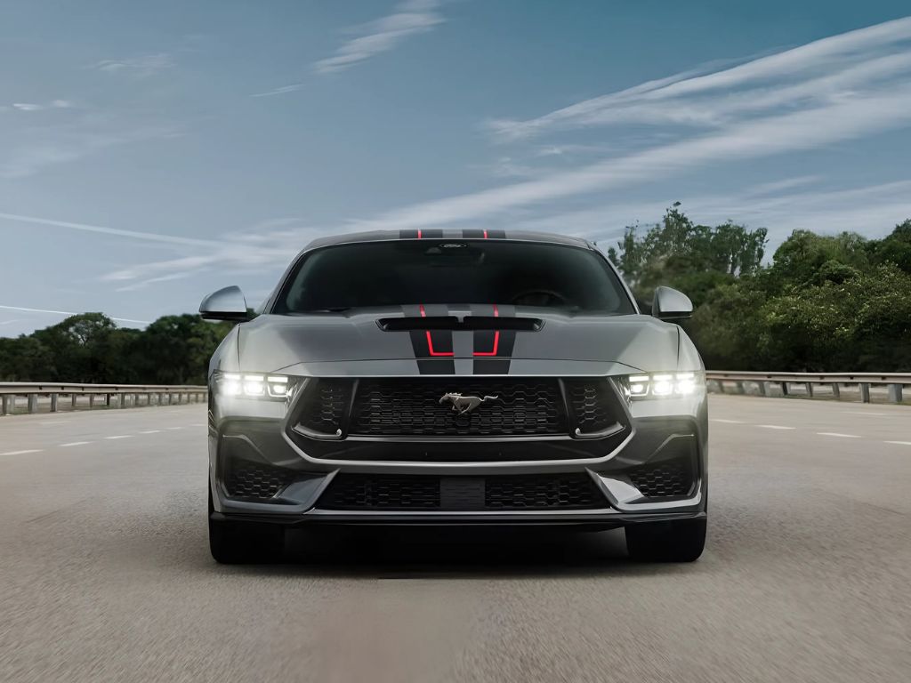 Ford Mustang que custa mais de R$ 600 mil esgotou em 1h