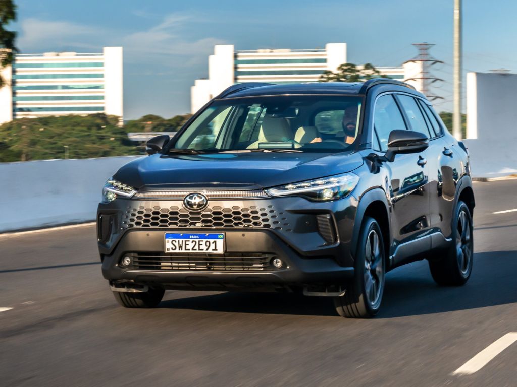 Reclamações de donos do Toyota Corolla Cross em 2025