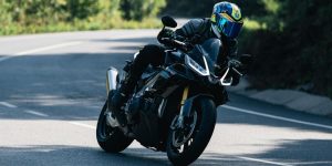 Nova CNH para motos em discussão em 2025