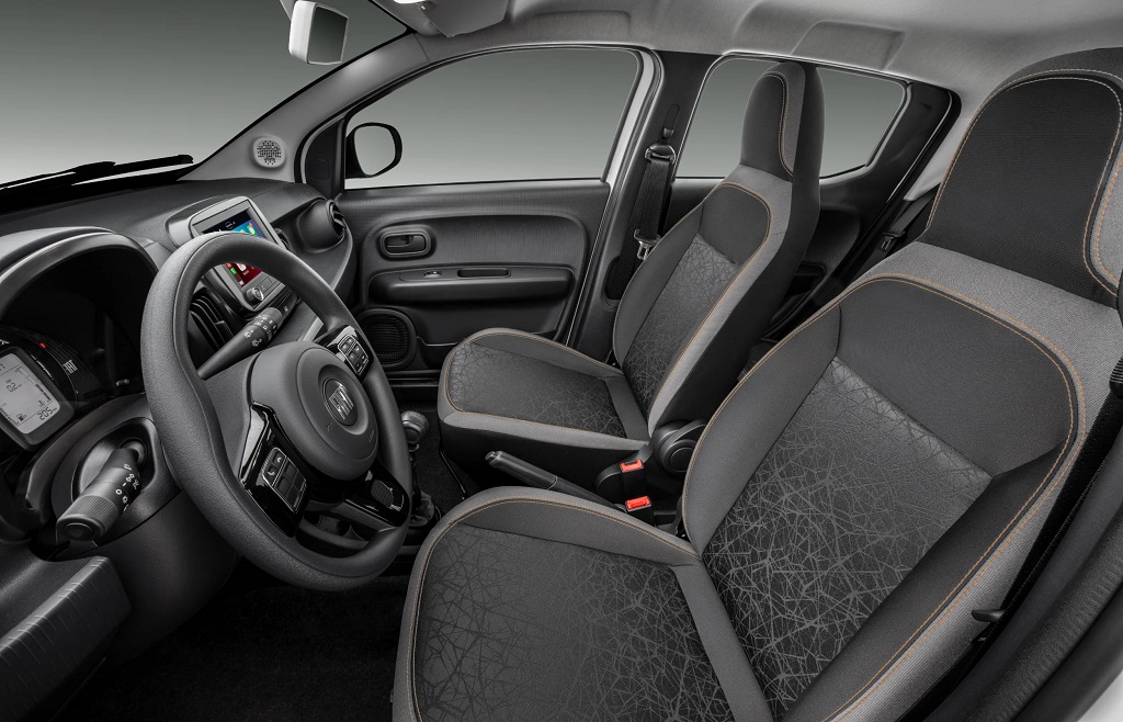 Interior e Painel do Fiat Mobi Trekking